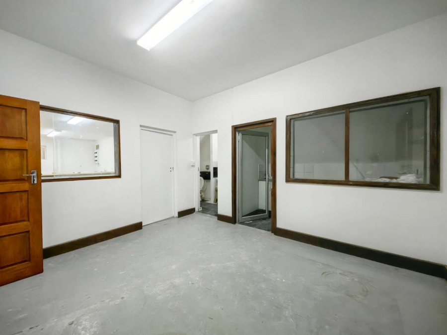 To Let commercial Property for Rent in Woodstock Western Cape